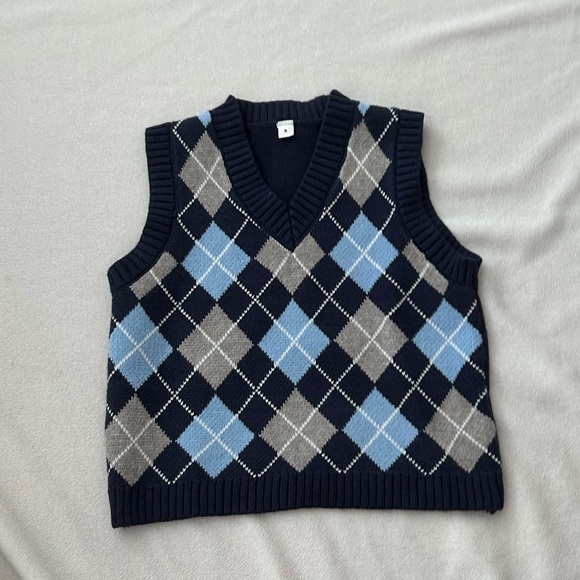 Argyle Knit V neck Vest in Blue - Picture 2 of 6